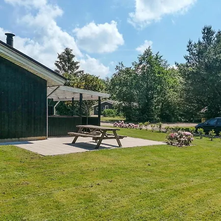 بيت للعطل 3 Bedroom Beautiful In